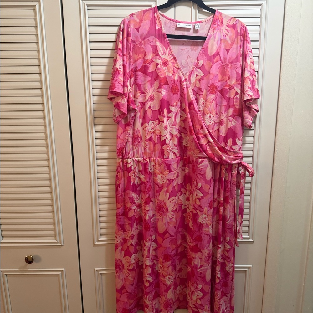 Susan Graver Pink Floral Top